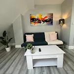 Dvm Escape Flat 3 아파트 *