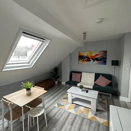 Dvm Escape Flat 3 Apartment *